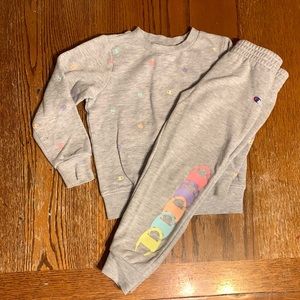 Champion sweatsuit. Size 5